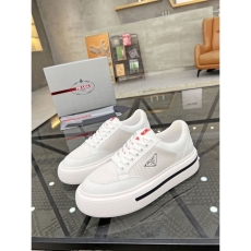 Prada Low Shoes